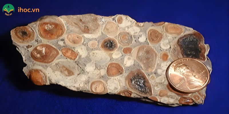 Quá trình hình thành quặng boxit 